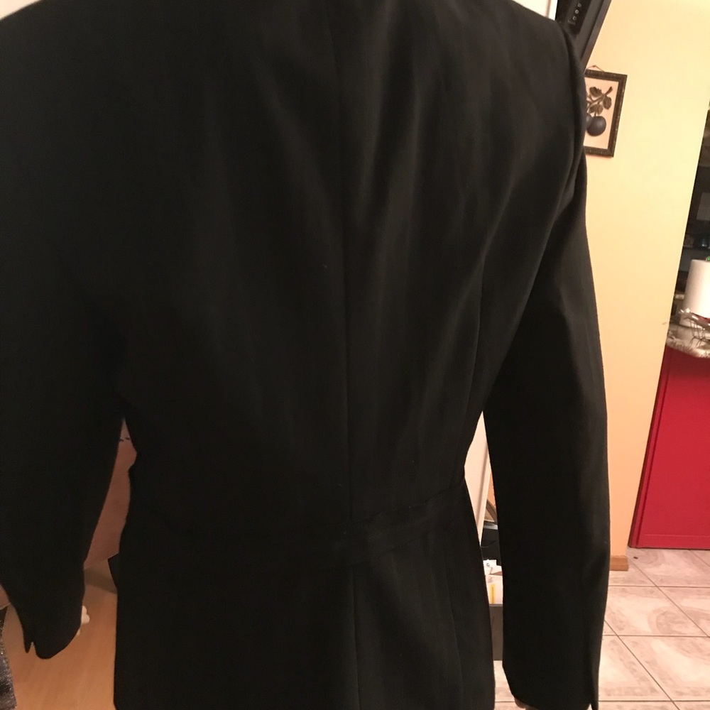 Jacket - Picture 3 of 4